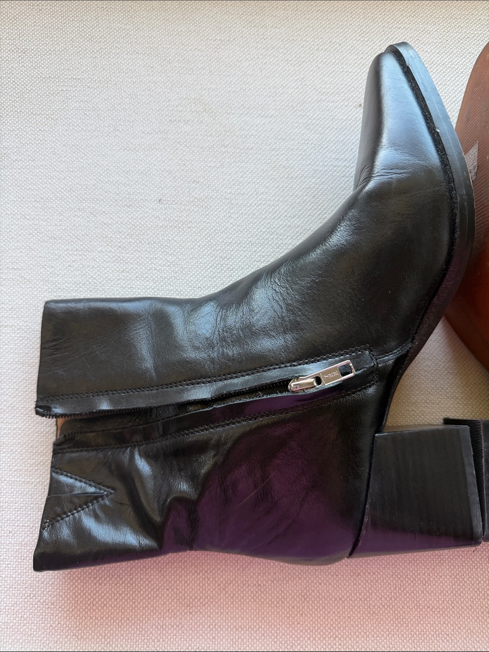 Madewell Classic Black Leather Women's Ankle Boots - Picture 5 of 10